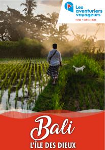 Poser pour Aventuriers voyageurs – Bali – L’ÎLE DES DIEUX
