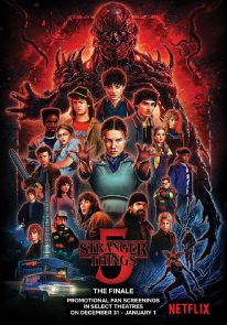 Poser pour STRANGER THINGS 5: THE FINALE