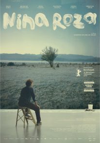 Poser pour Nina Roza