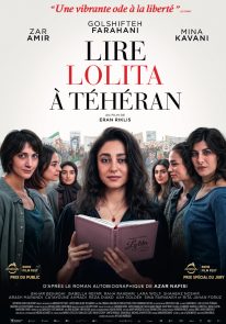 Poser pour Lire Lolita à Téhéran