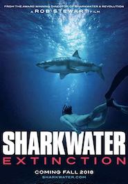 Poser pour Sharkwater Extinction