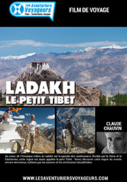 Poser pour Les Aventuriers Voyageurs – Ladakh